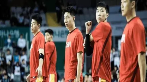 “特朗普拟取消EB-5签证，推出500万美元以上移民“黄金卡”新规。”